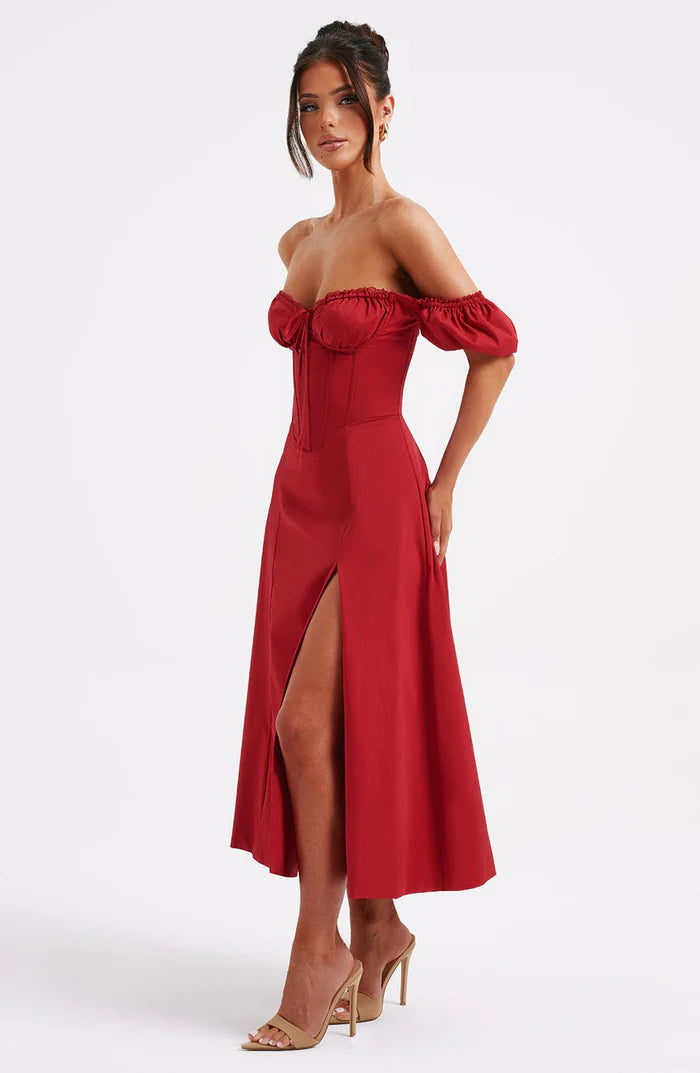 Courtney Midi