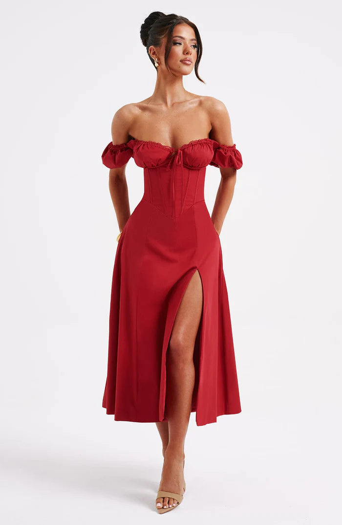 Courtney Midi